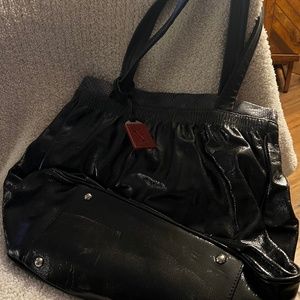 Fossil shoulder tote